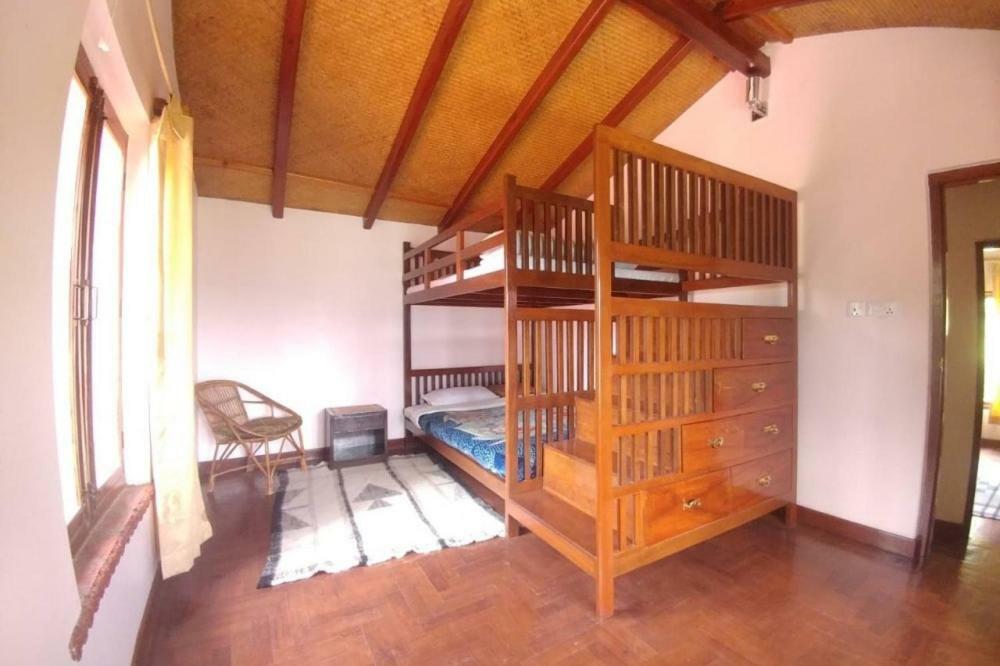 Castle Hotel Pokhara Luaran gambar