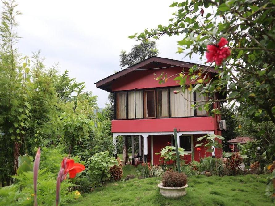 Castle Hotel Pokhara Luaran gambar